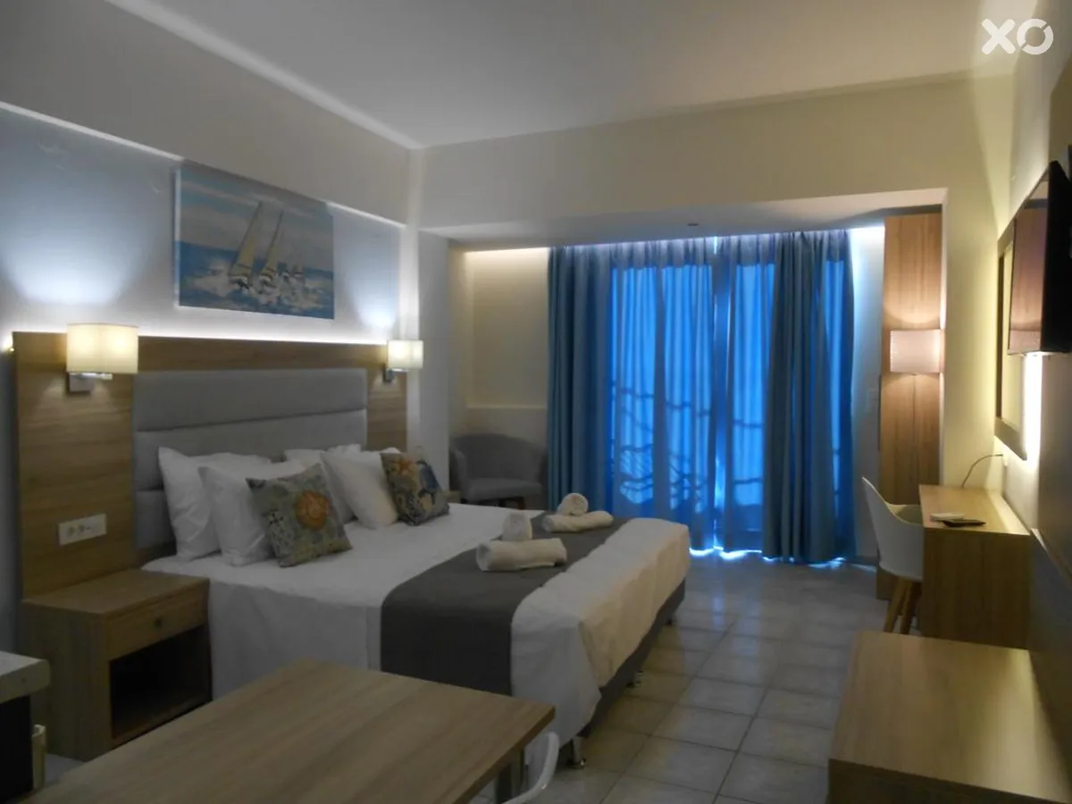 Aristo Apts