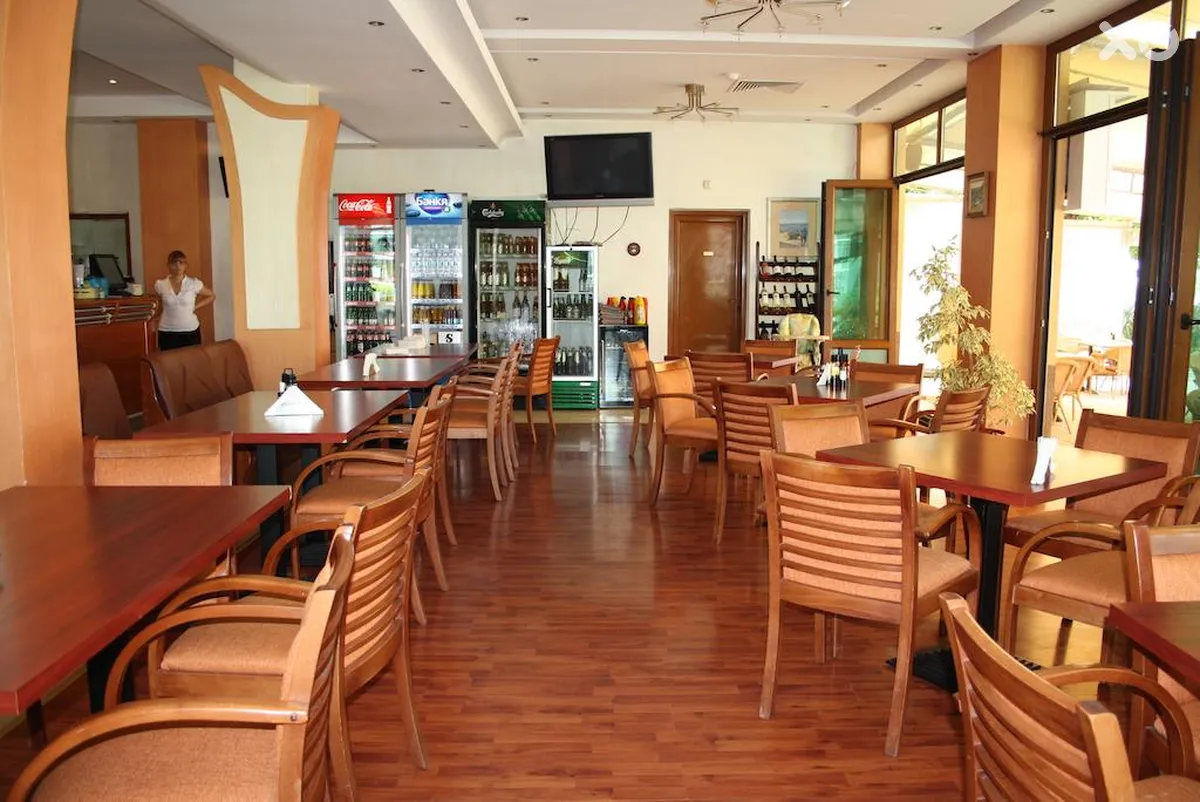 Paradise Pomorie Hotel