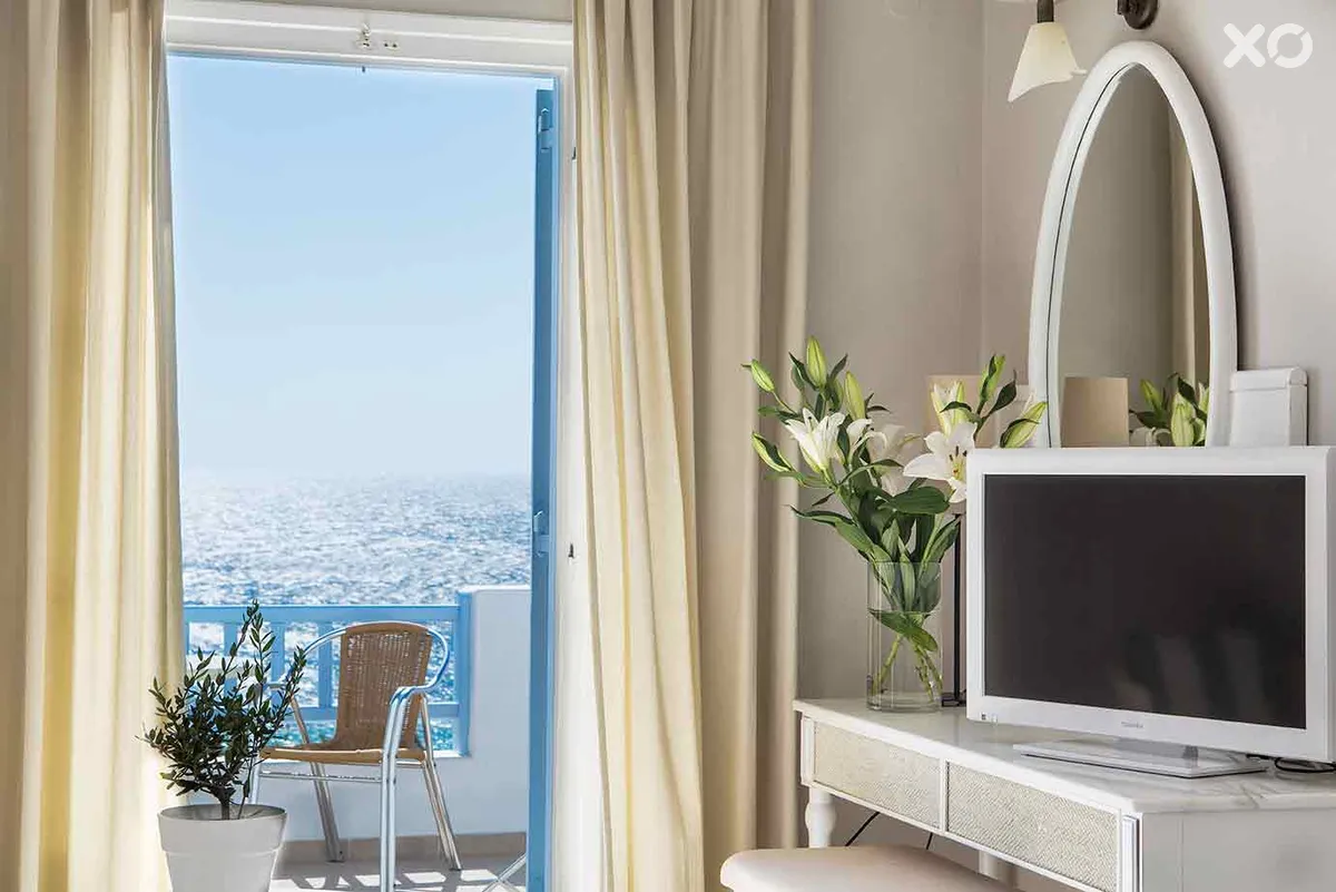 Manoulas Beach Mykonos Resort