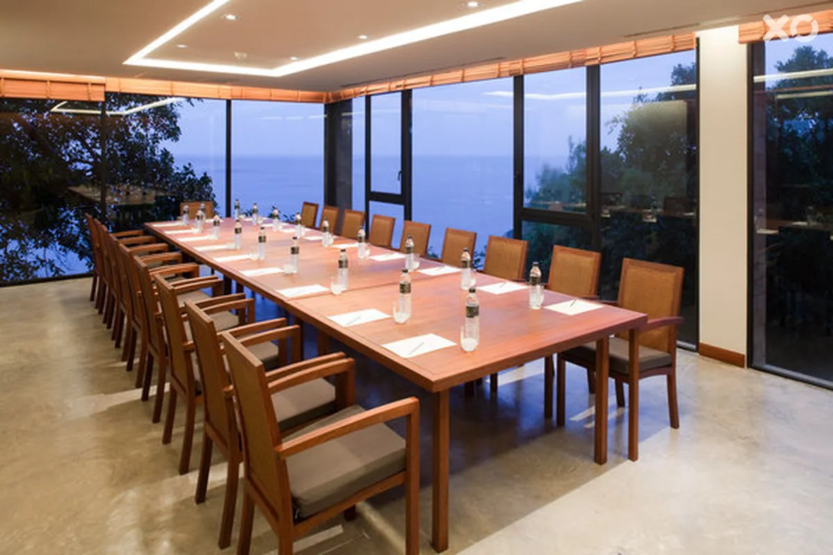 Paresa Resorts