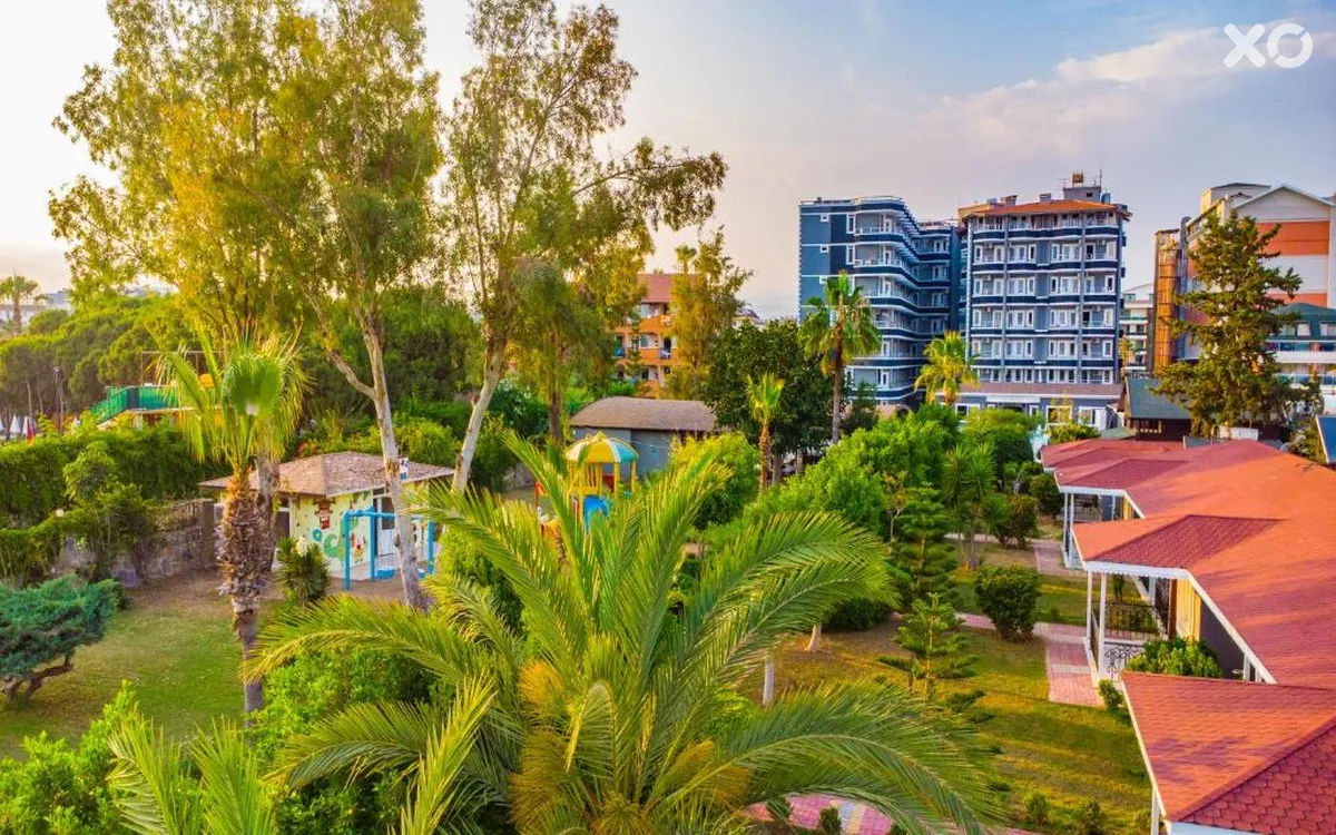 Clover Magic Garden Beach Hotel