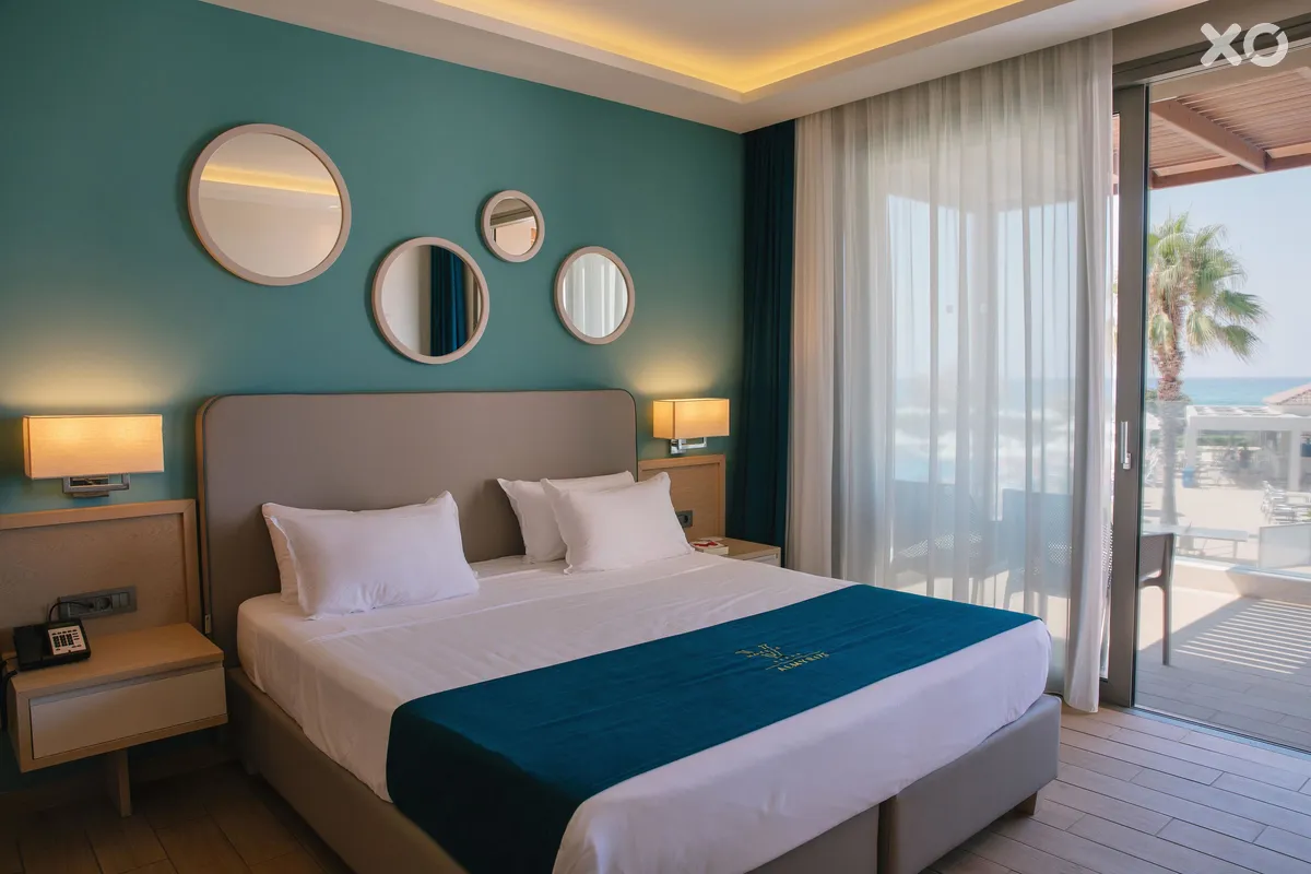 Almyros Beach Resort & Spa