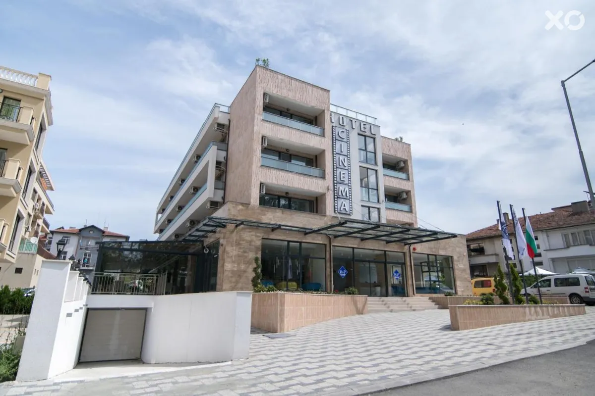 Cinema Hotel