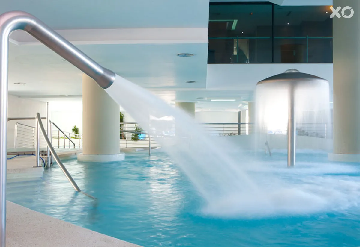 Deloix Aqua Center Hotel