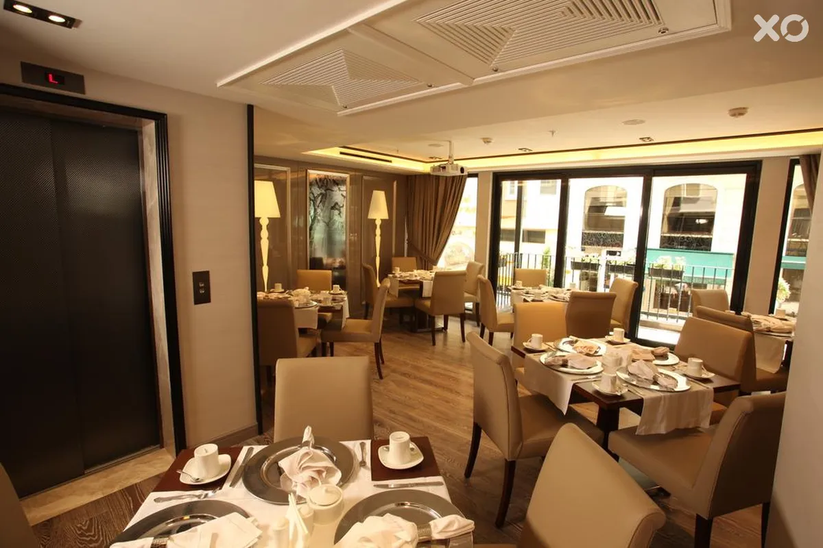La Villa Hotel