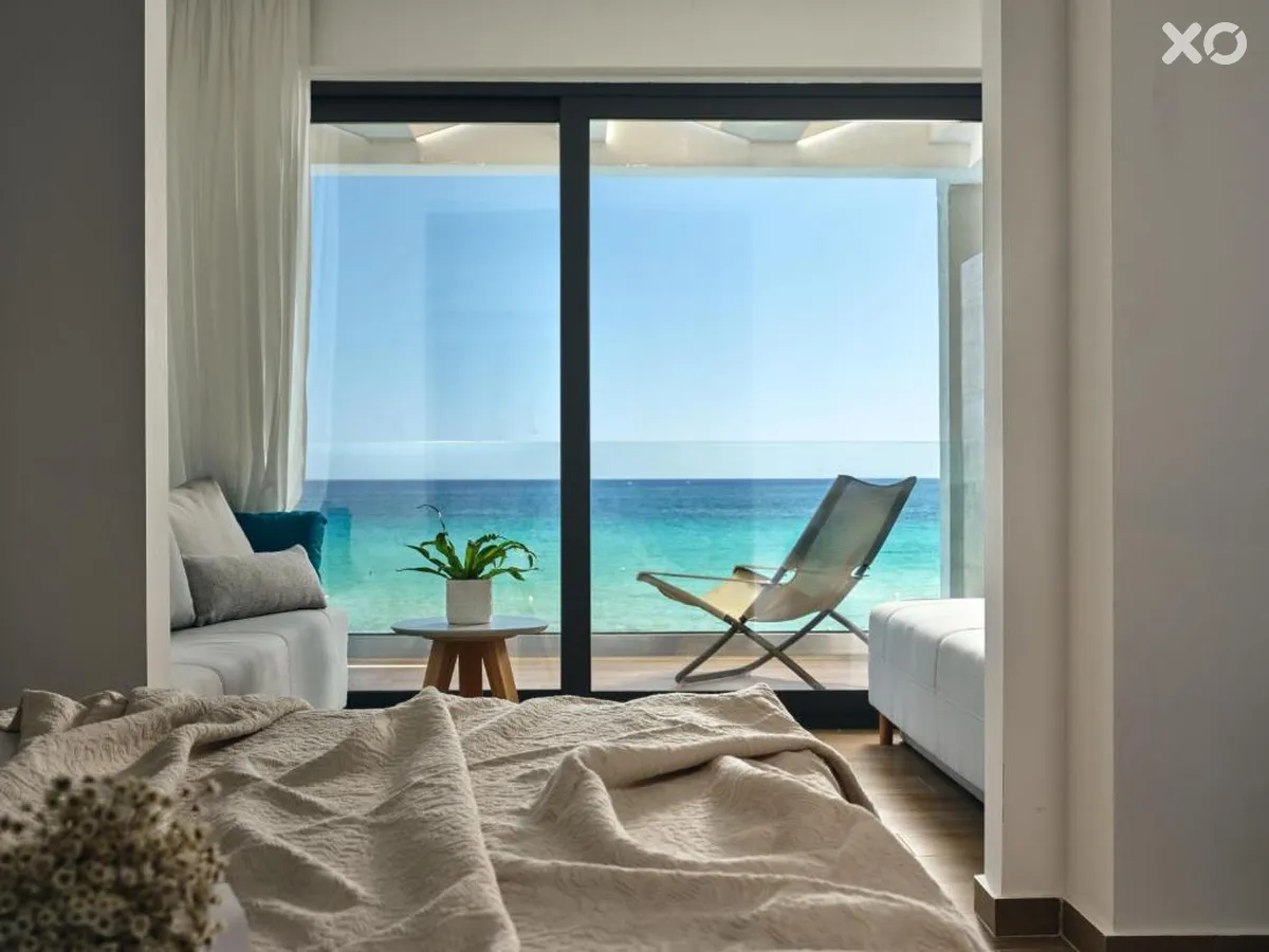 Cavo Orient Beach Hotel