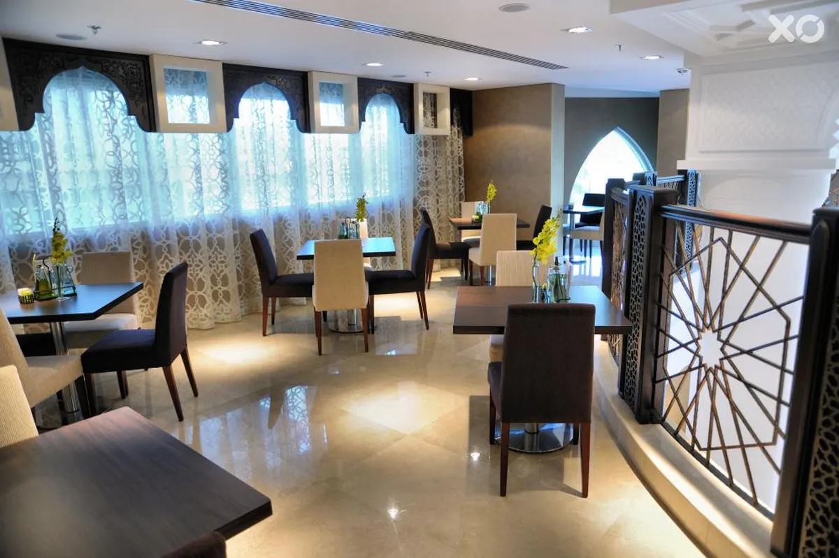 Al Hamra Hotel