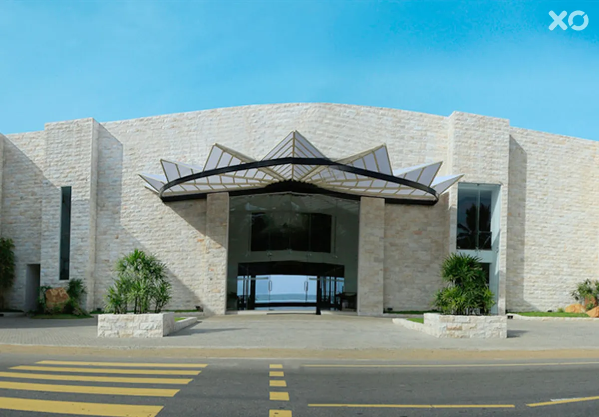 Avenra Beach Hotel