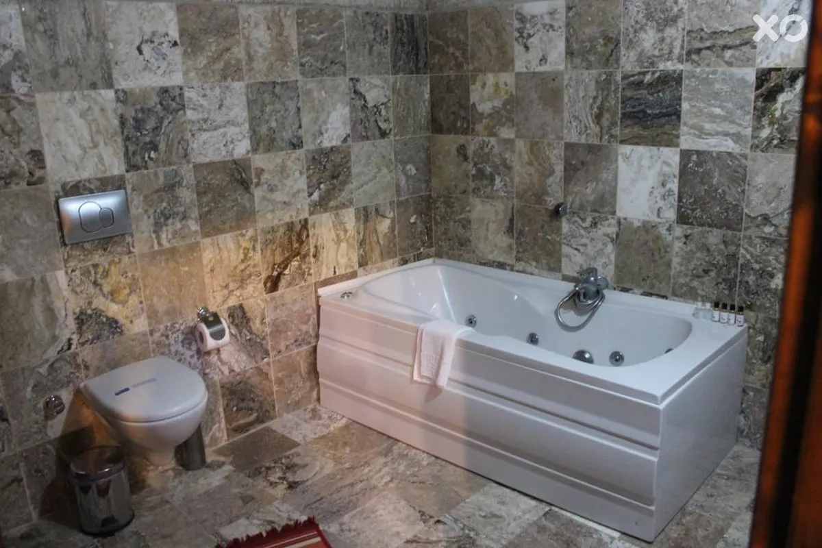 Dilek Tepesi Cave Hotel
