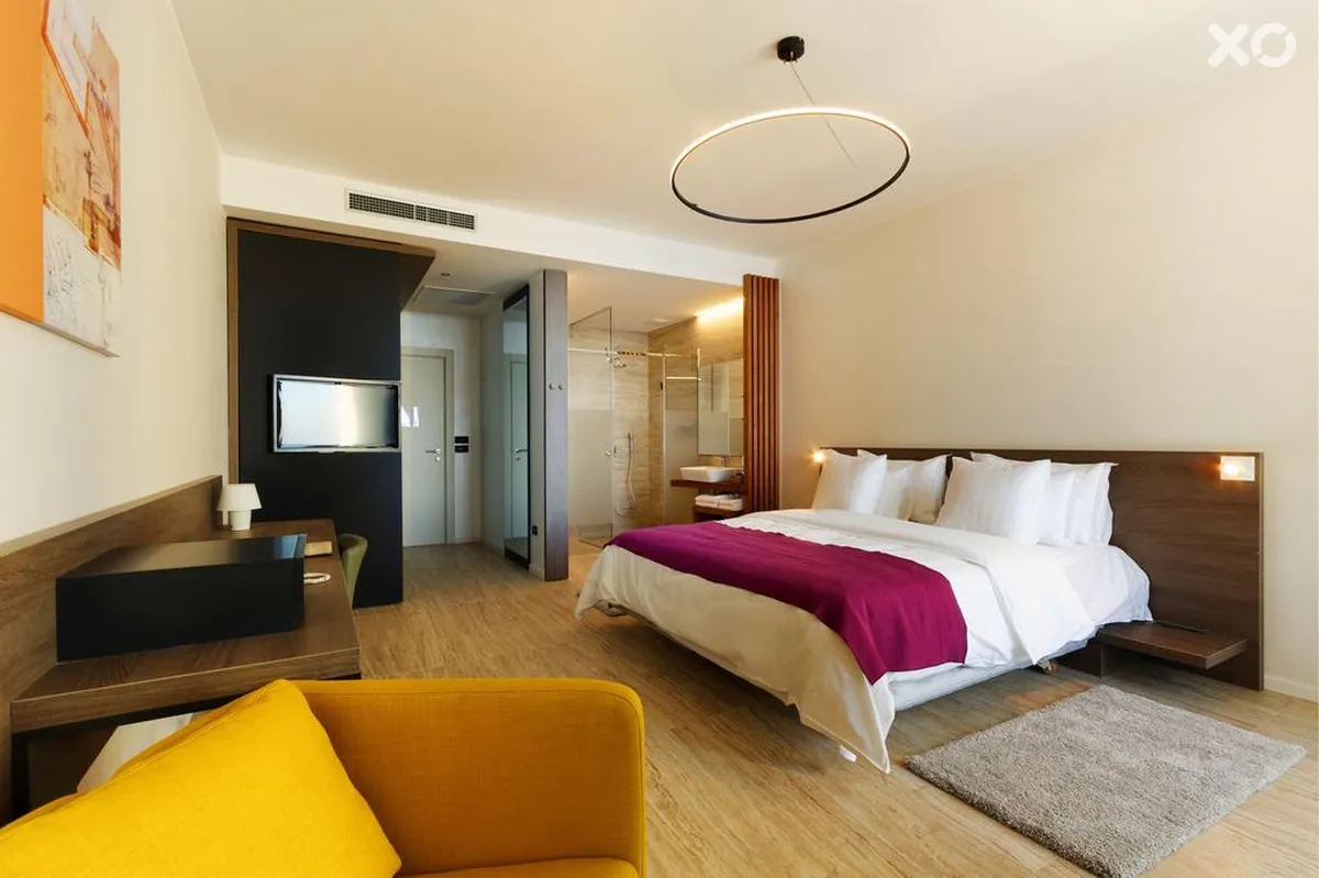 Ola Hotel