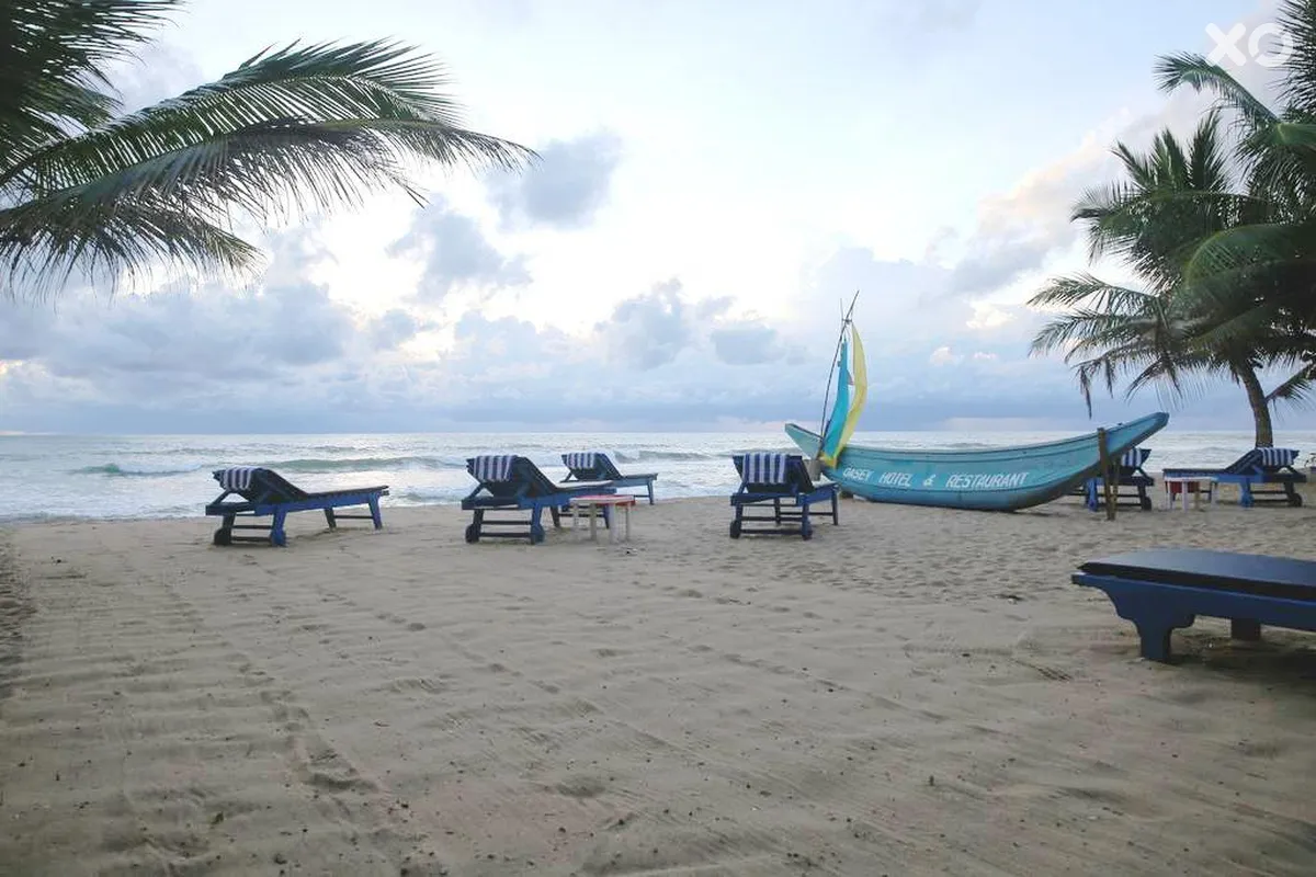 Oasey Beach Hotel