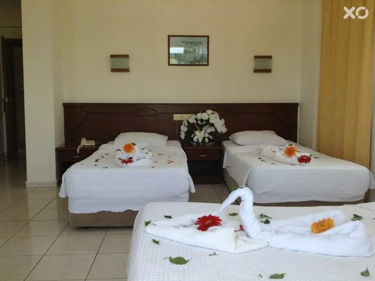 Imeros Hotel