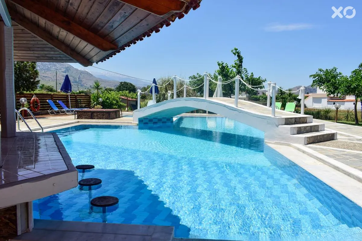 Dias Apartments