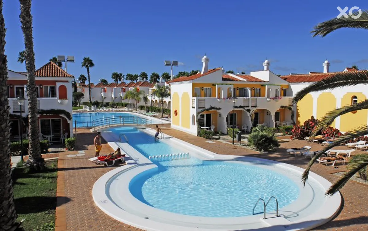 Cordial Green Golf Bungalows