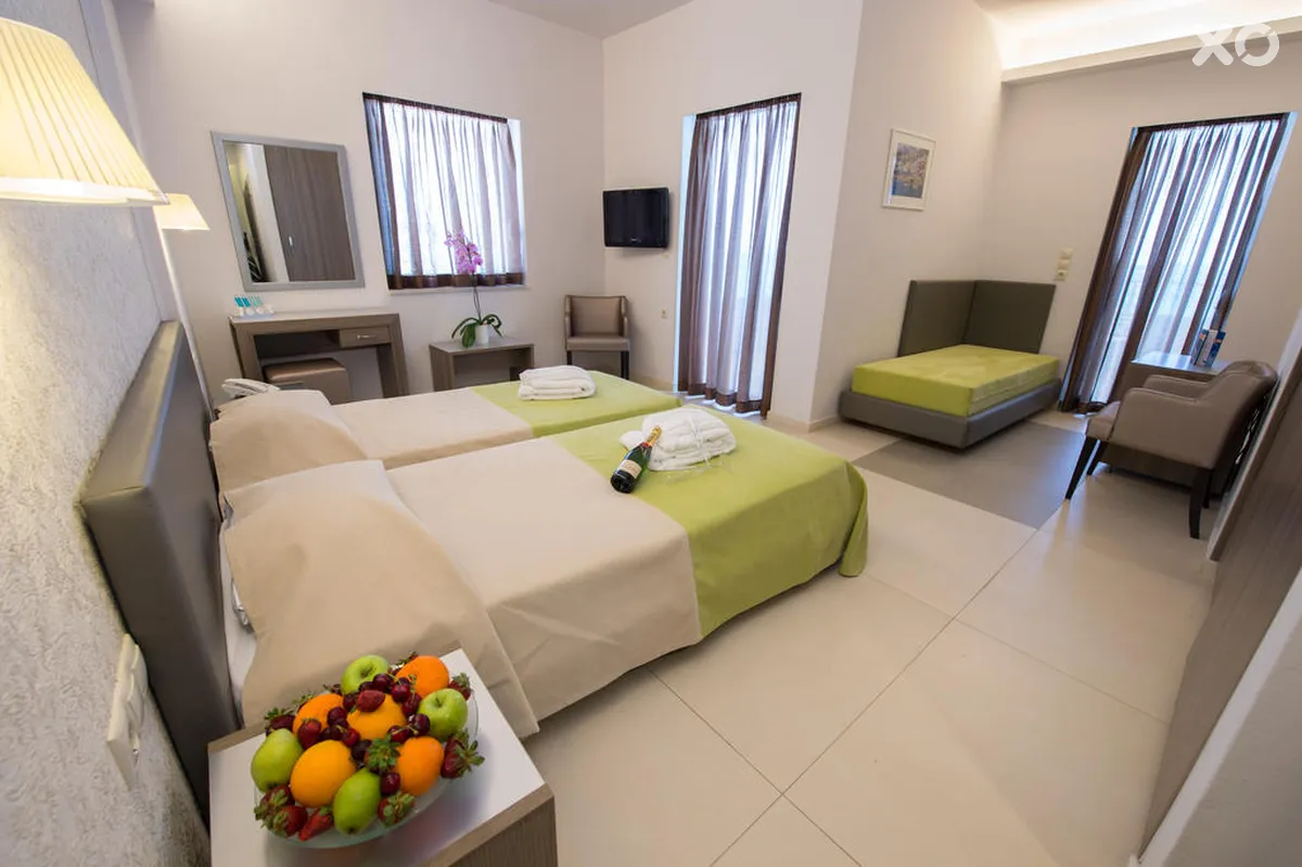 Astron Hotel