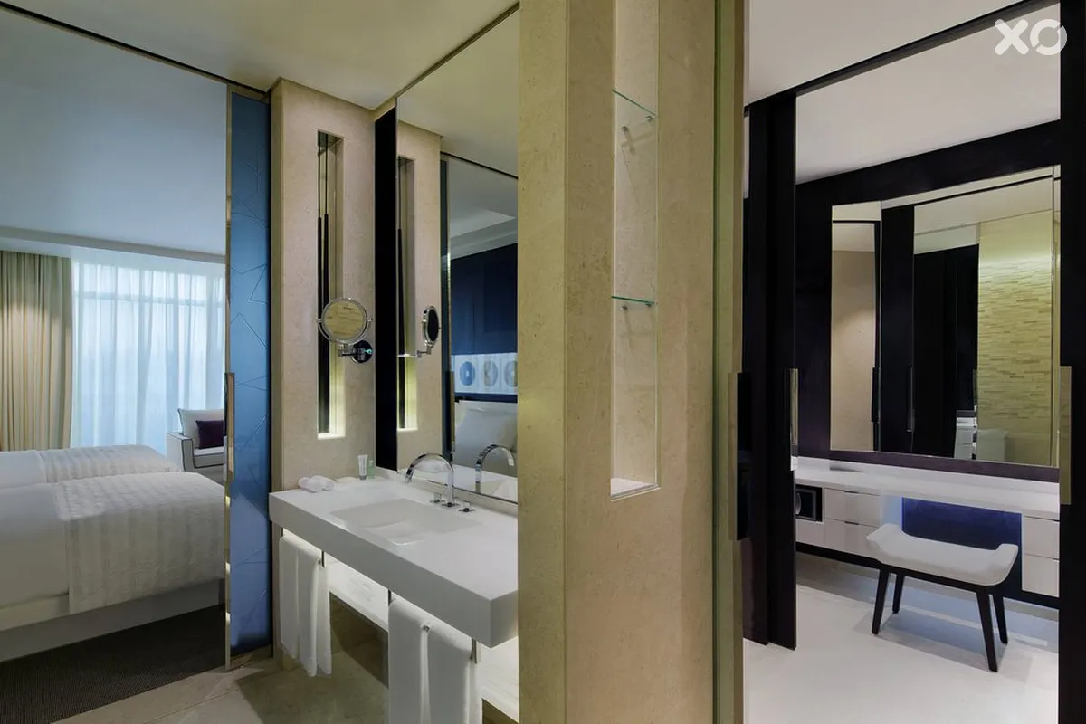 Le Meridien Dubai Hotel & Conference Centre
