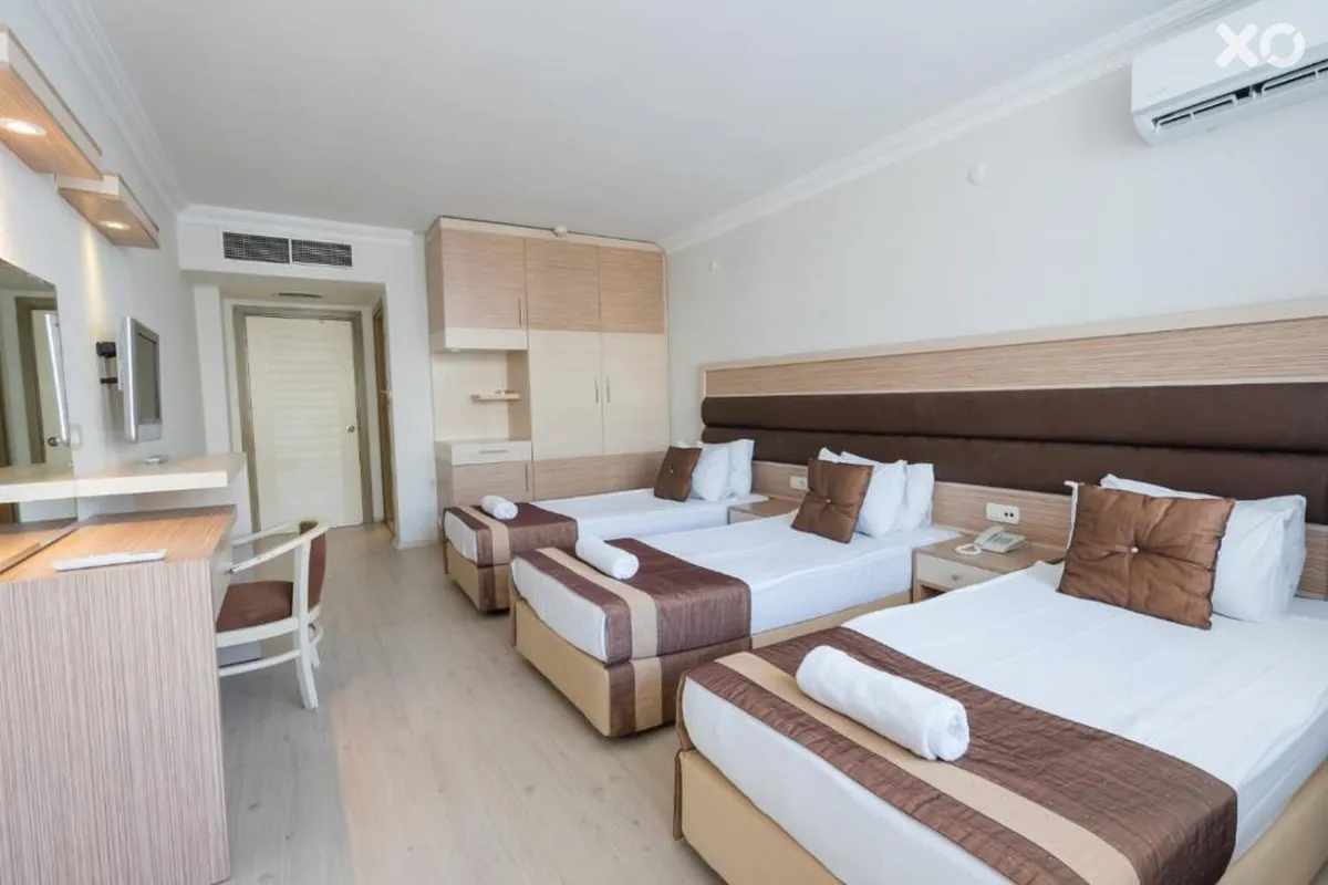 Caprea Hotel