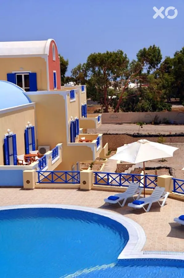 Bella Santorini