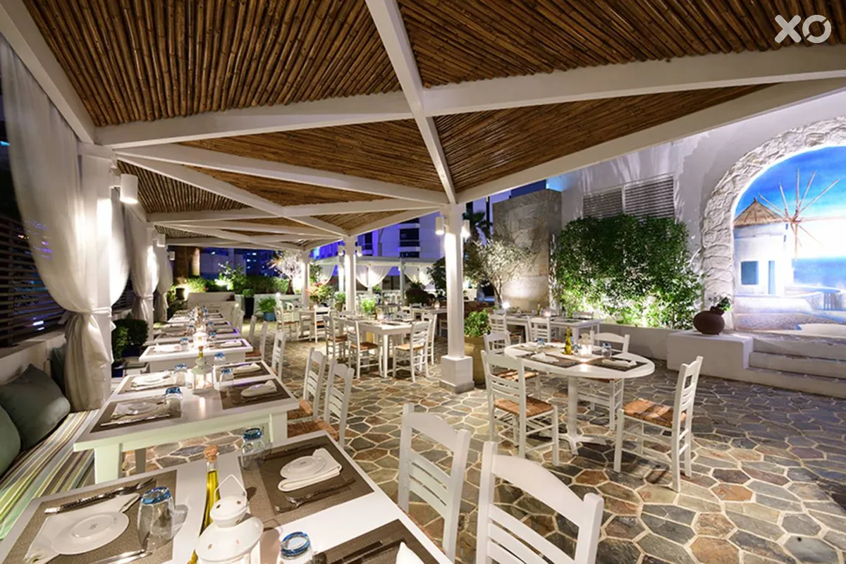 Majestic City Retreat Hotel