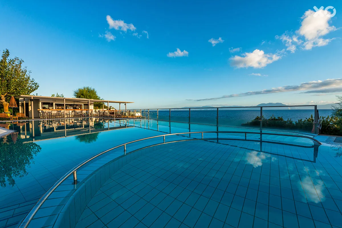 Niforeika Beach Hotel & Bungalows
