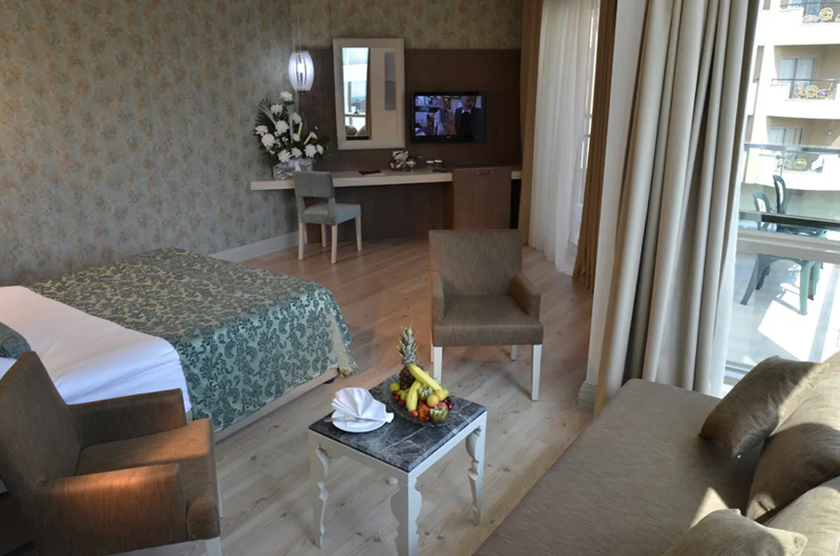 Port Side Resort Hotel
