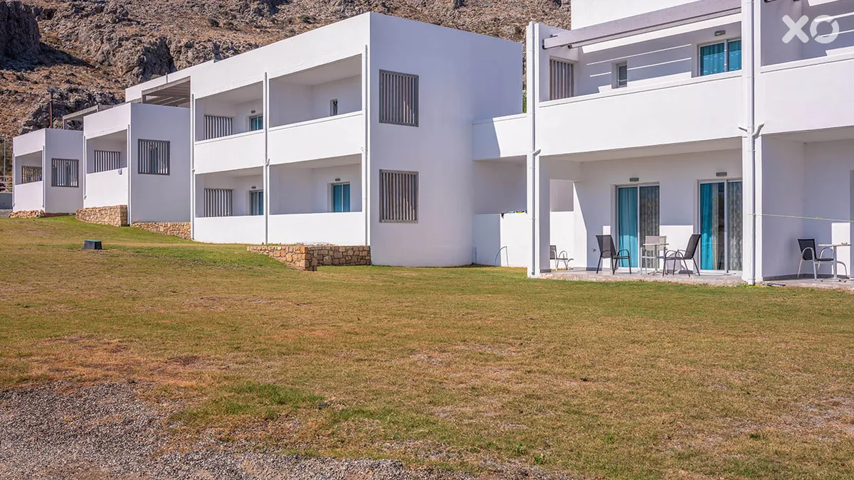 Serene Bay Hotel