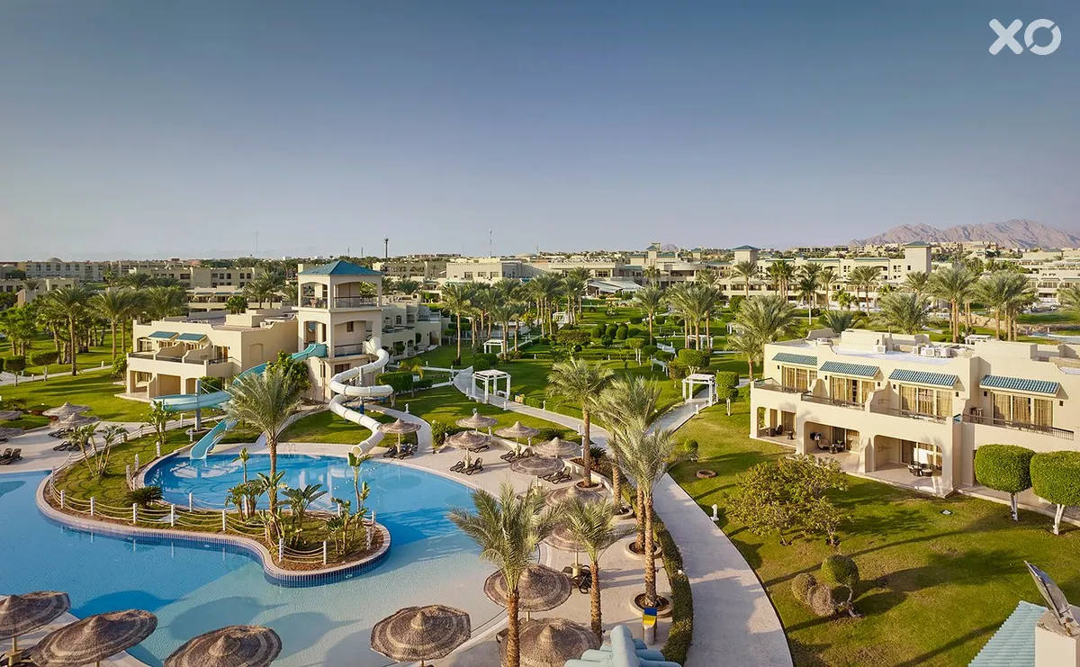Coral Sea Holiday Resort & Aqua Park