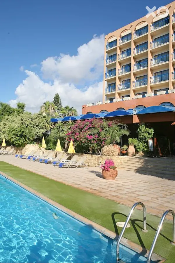 Navarria Hotel