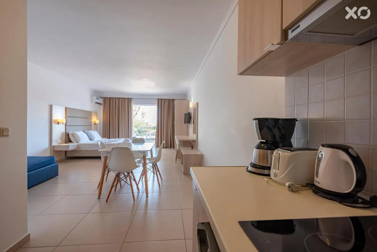 Aegean Blu Hotel & Apartments