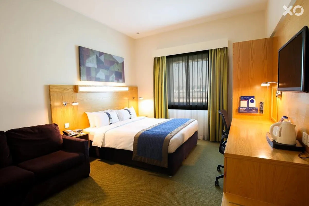 Holiday Inn Express Dubai Airport