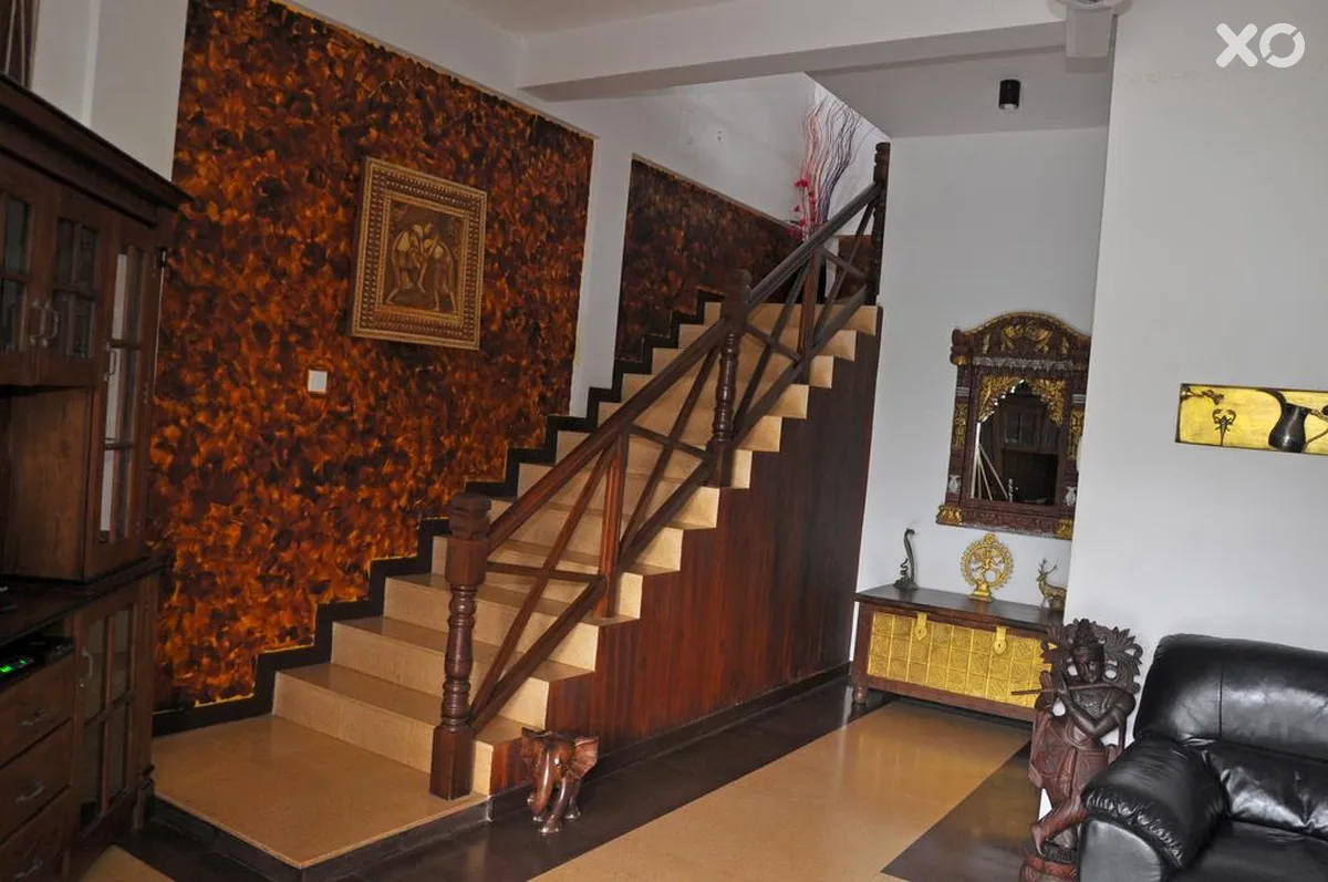 Solomon Beach Hotel