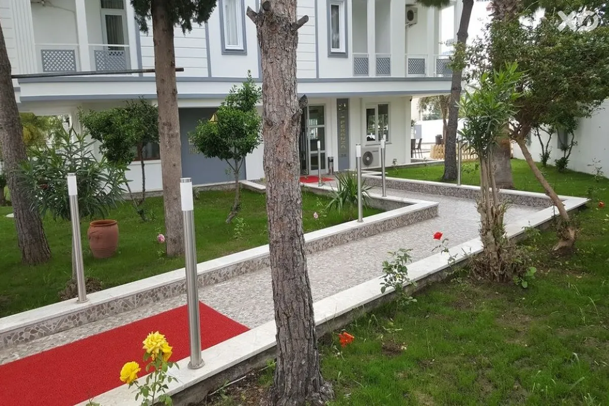 Esperanza Boutique Hotel