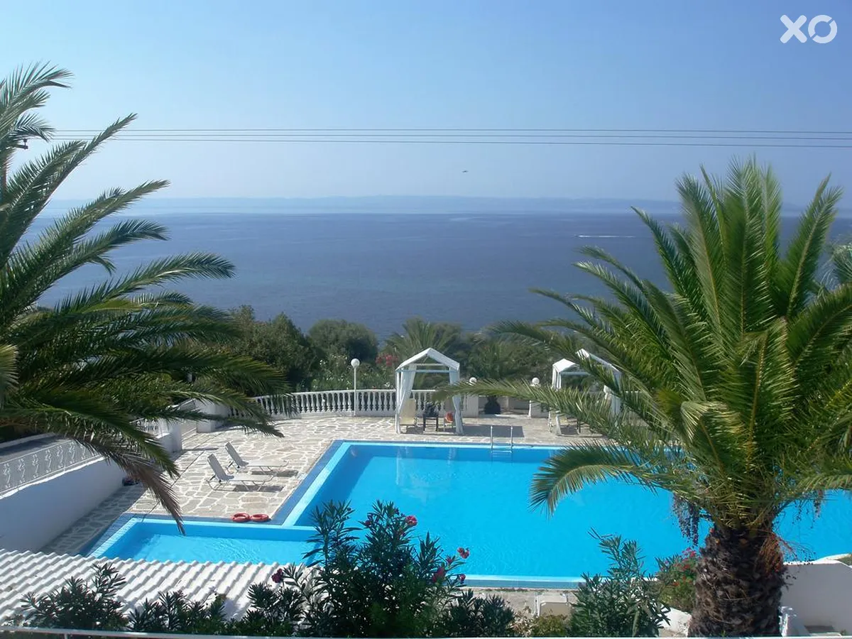Bianco Olympico Beach Hotel