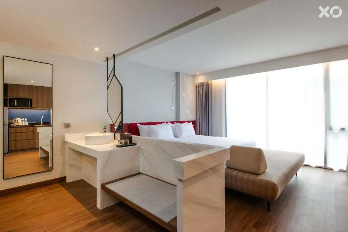 Centara Life Hotel Bangkok Phra Nakhon