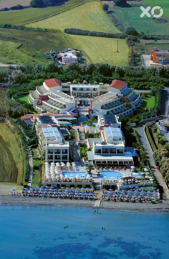 Hydramis Palace Beach Resort