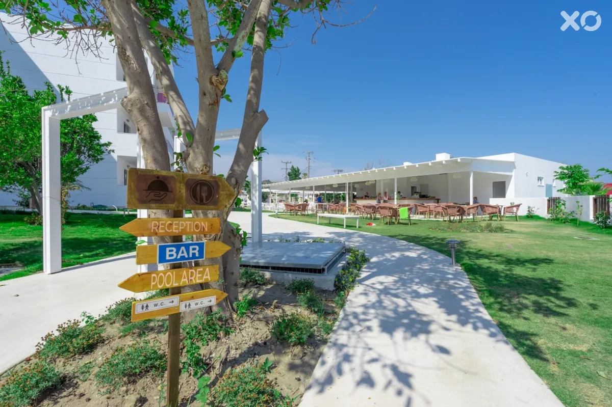 Stamos Hotel