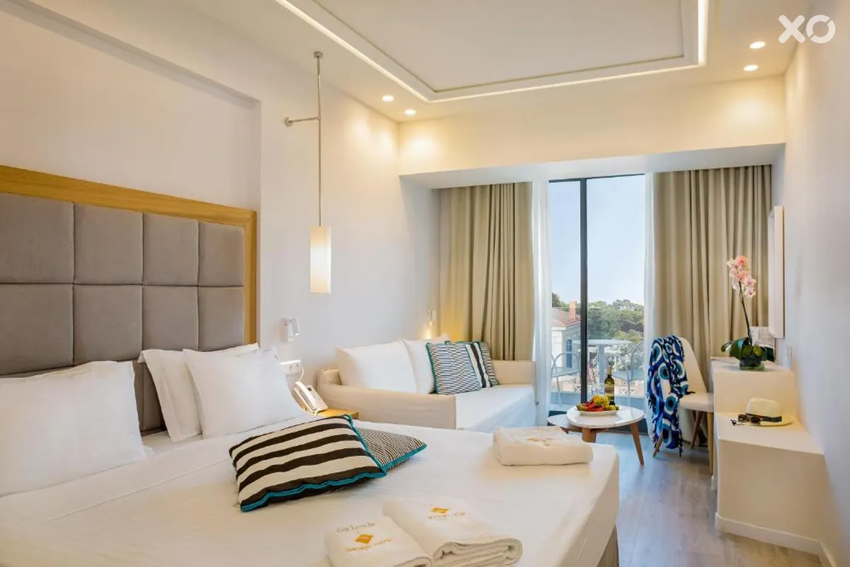 Samian Mare Hotel Suites & Spa