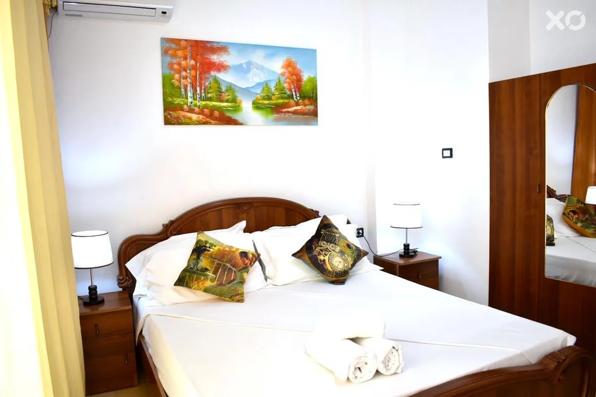 Mali i Robit Hotel & Camping