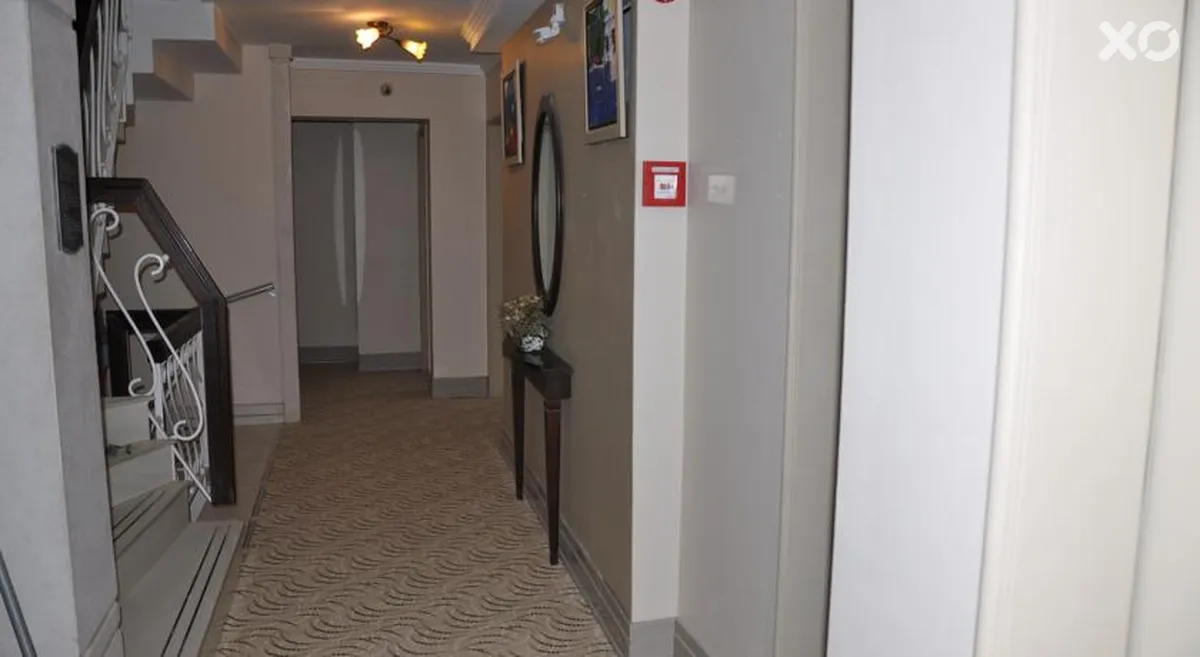 Almena Hotel