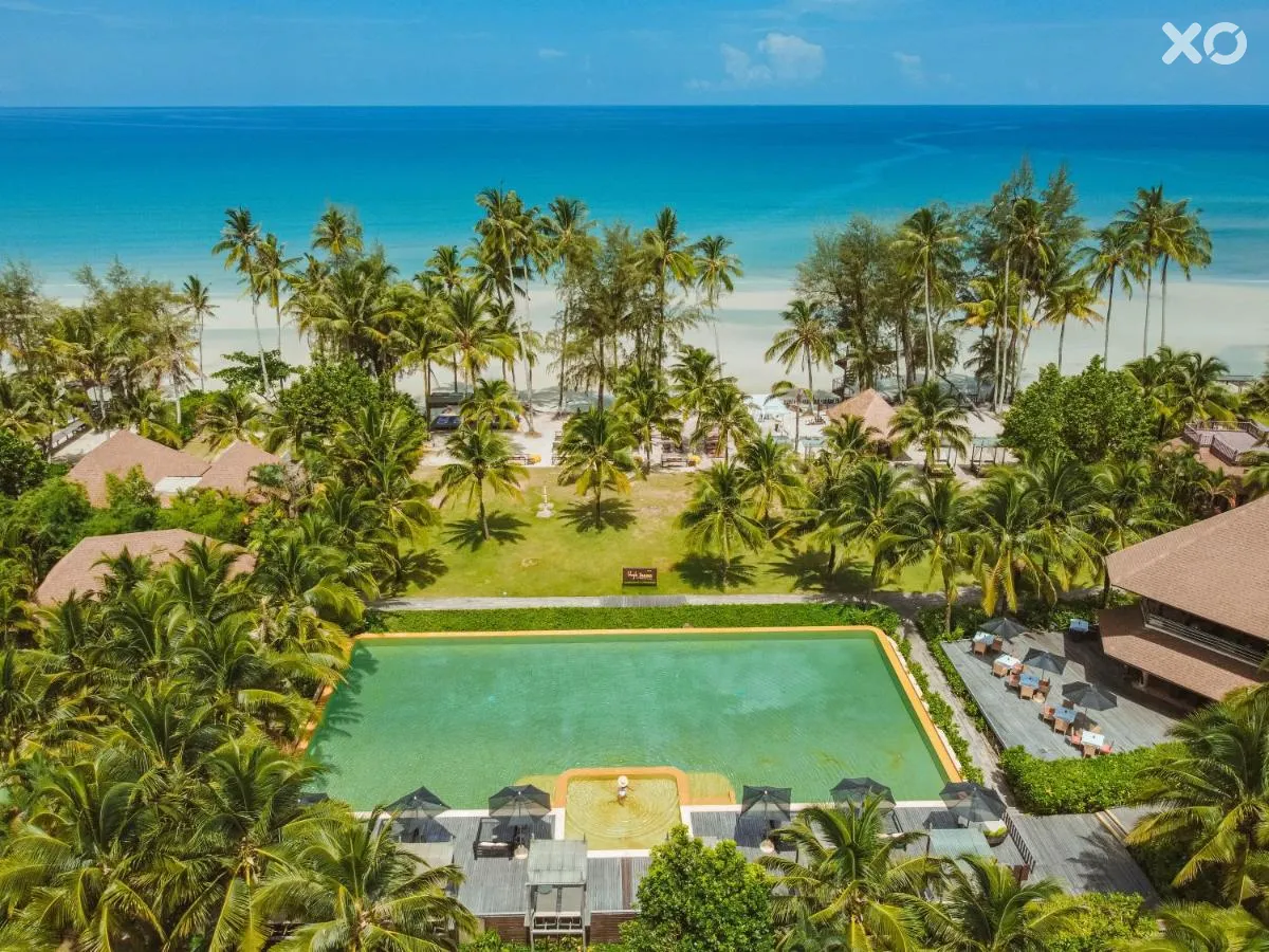 High Season Pool Villa & Spa