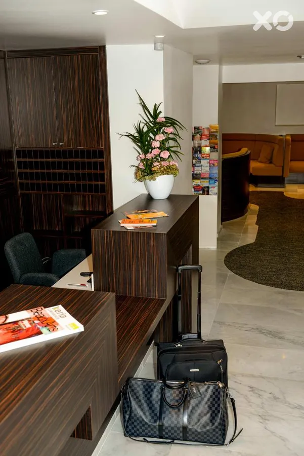 Monsigny Hotel