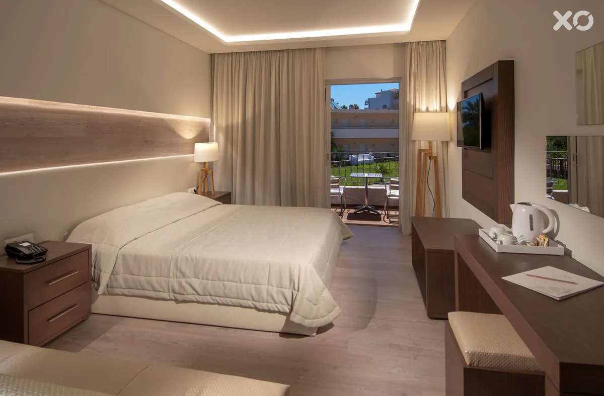 Elounda Breeze Resort