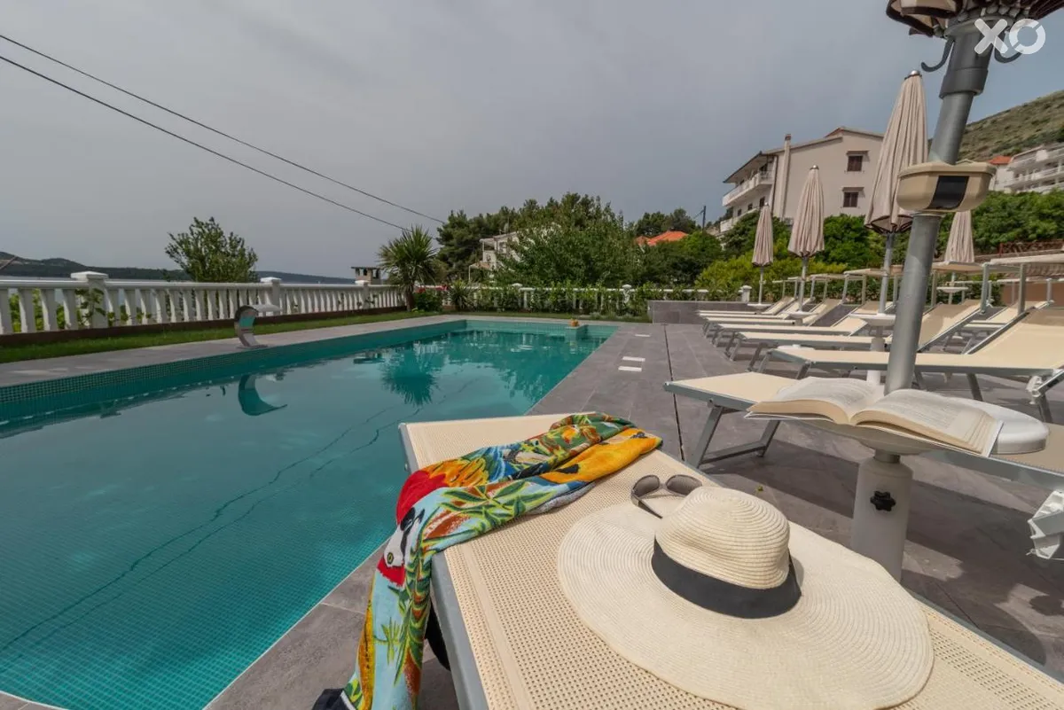 Ana Trogir Villa