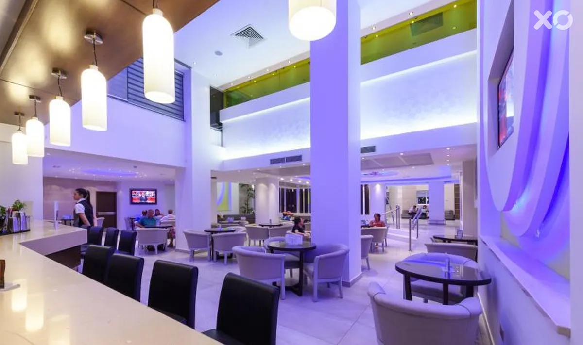 Tasia Maris Beach Hotel