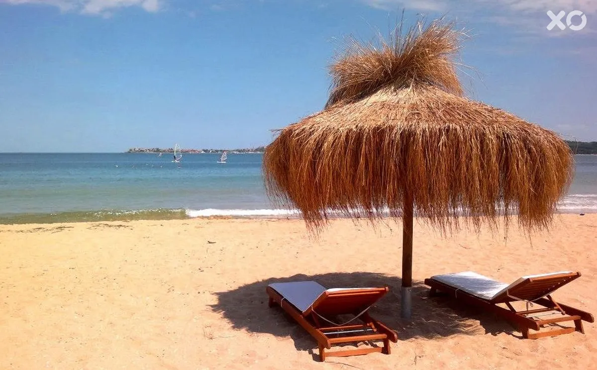 Apolonia Resort