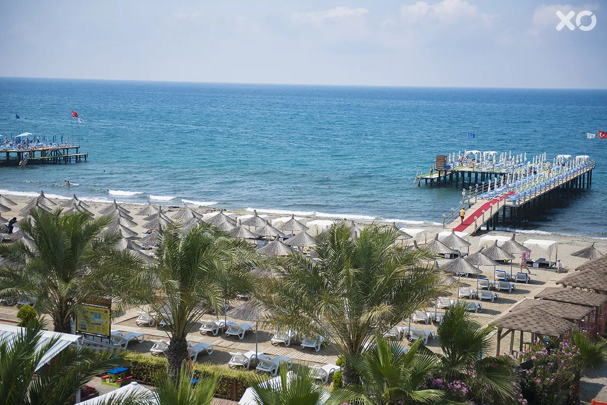 Quattro Beach Spa & Resort Hotel