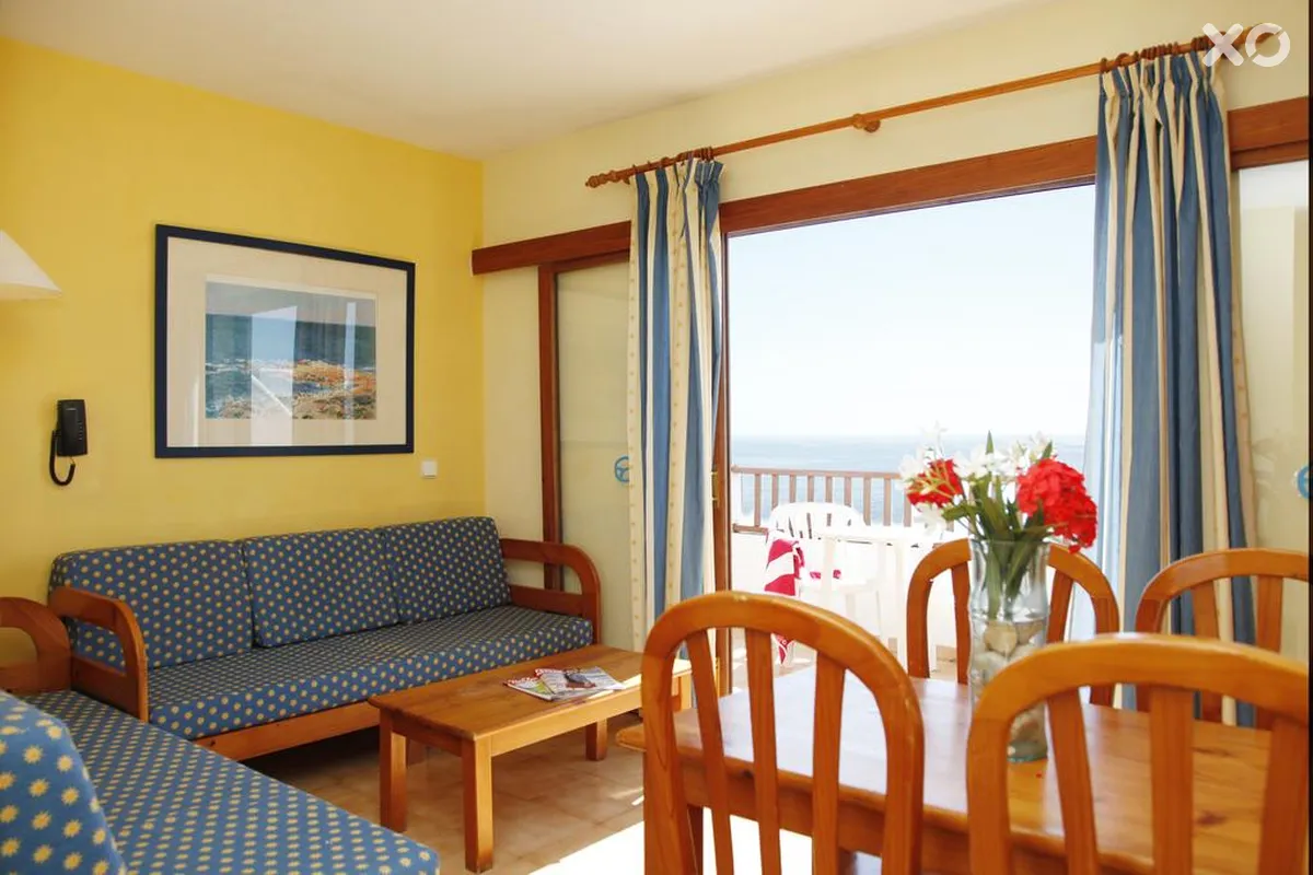 Alua Suites Las Rocas