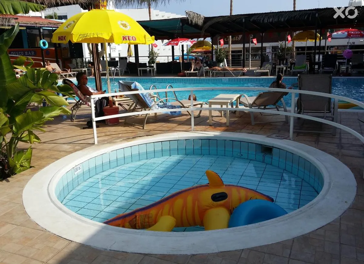 Kkaras Hotel