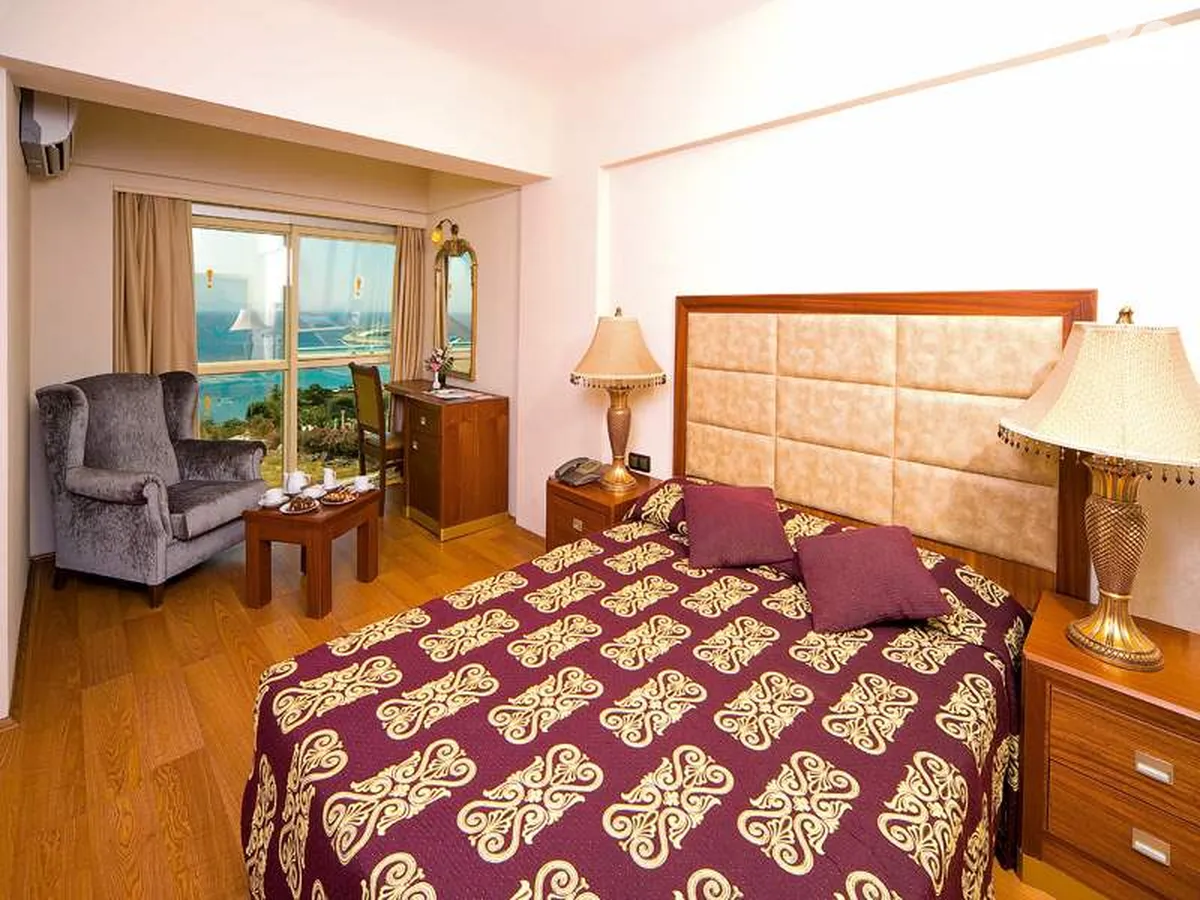 Laur Hotels Experience & Elegance