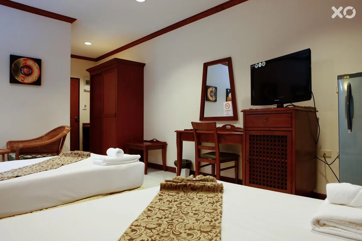 Inn House Hotel
